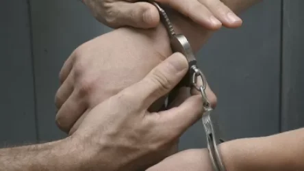 ՊԵԿ աշխատակիցների նկատմամբ բռնություն գործադրելու մեղադրանքով մեկը կալանավորվել է, ևս մեկը`  հետախուզվում է