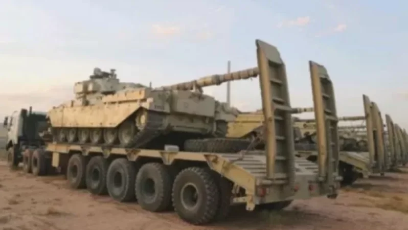 PHOTOS: Iranian Military Equipment at the Border with Azerbaijan