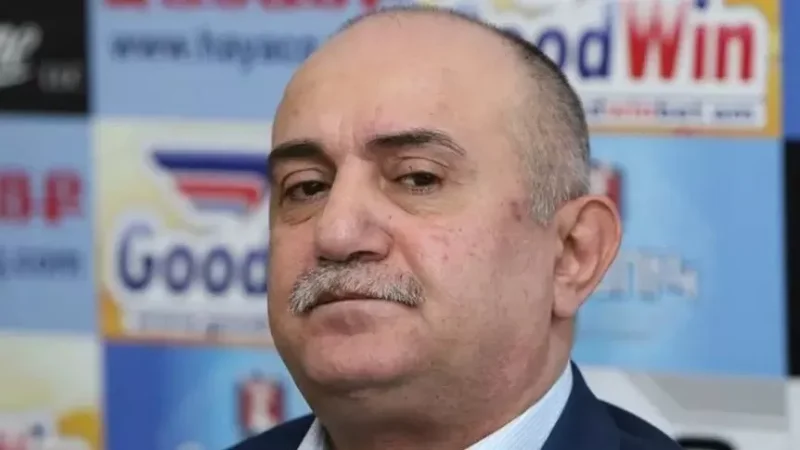 Սամվել Բաբայանն ընտրություններին է պատրաստվում. միջադեպ Արցախի դպրոցներից մեկում. «Ժողովուրդ»
