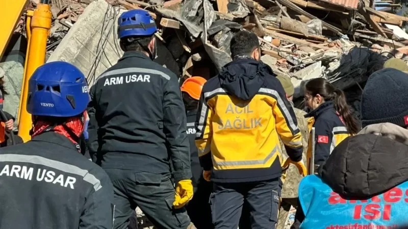 PHOTOS: Armenian Rescuers Retrieve 3 Citizens from Rubble in Adiyaman