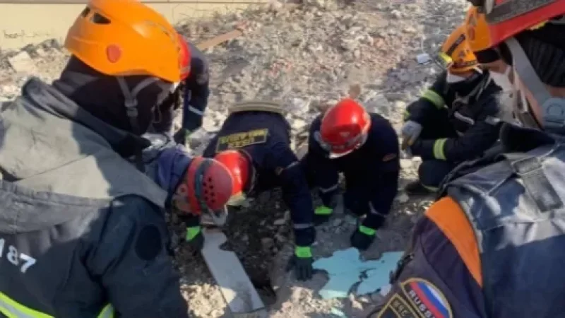 Ռուս փրկարարները Թուրքիայի փլատակներից 150.000 դոլարով լցված կաթսա են գտել․ մանրամասներ