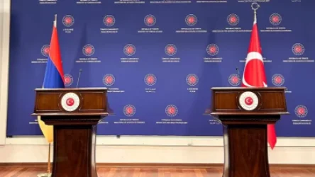 Մեկնարկել է Միրզոյանի և Չավուշօղլուի առանձնազրույցը