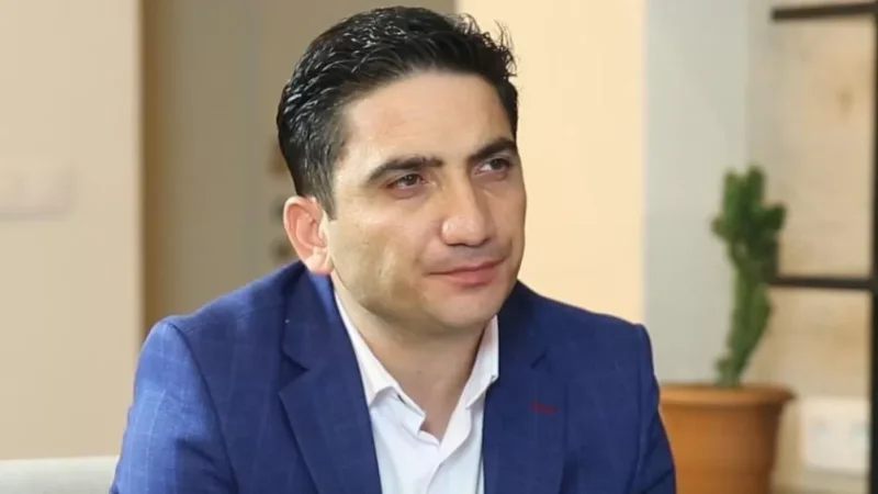 Մարտունիում հարձակվել են Նաիրի Հոխիկյանի վրա