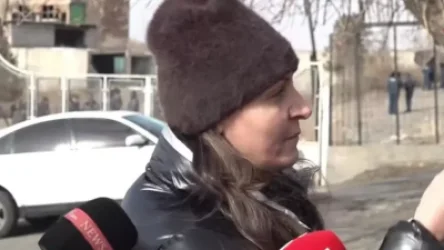 ՏԵՍԱՆՅՈՒԹ. Երեք ամսական երեխաներին առանց շորերի հանել քցել են դուրս. ասում են` կին չլինեիր, քո հետ ուրիշ ձև կխոսայինք. բնակիչ