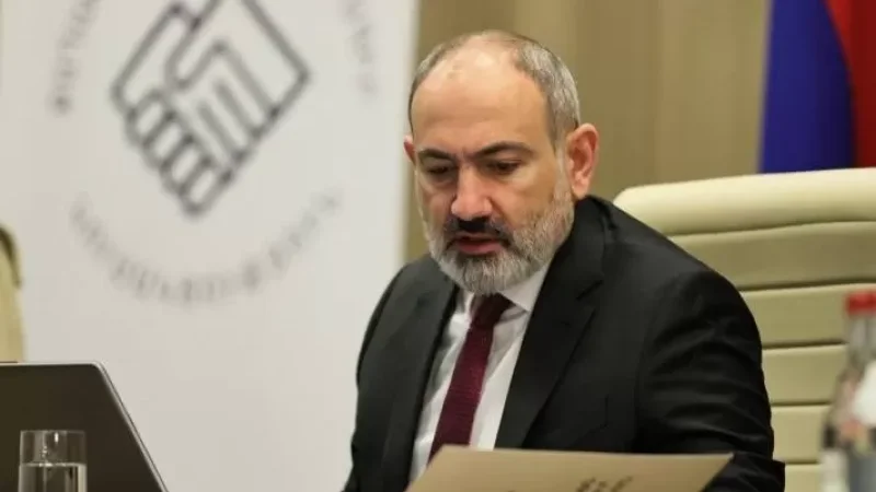 Փաշինյանը ՔՊ կենտրոնական գրասենյակում շտապ հավաք է հրավիրել. ԶԼՄ
