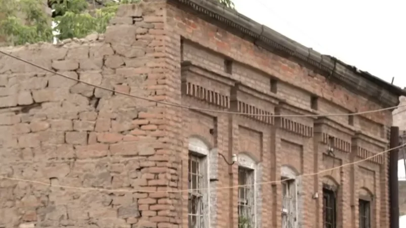 Ֆիրդուսի բնակիչները պահանջում են իրենց գույքի համար պատշաճ փոխհատուցում տալ