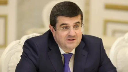 ԱՀ նախագահ Արայիկ Հարությունյանը հայտնել է նոր պետնախարարի անունը