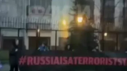 ՏԵՍԱՆՅՈՒԹ. Ռուս դիվանագետներին արթնացրել են պայթյունների և ազդանշանների ձայներով. Վարշավա