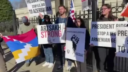 ՏԵՍԱՆՅՈՒԹ․ ՀՅԴ- ական երիտասարդները  ԱՄՆ-ում  Ադրբեջանի դեսպանատան մոտ են