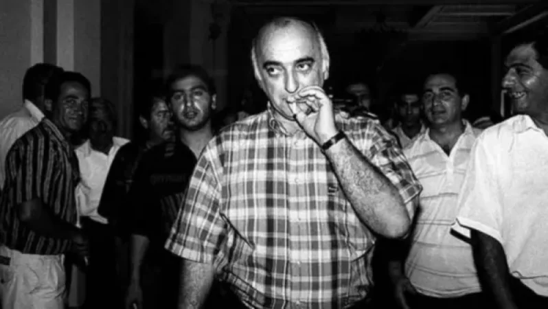 Ո՞վ է կարդացել Վանո Սիրադեղյանի կտակը