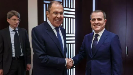 Լավրովը ժամանել է Ադրբեջանի ԱԳՆ