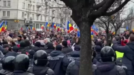 ՏԵՍԱՆՅՈՒԹ. Քիշնևում կրկին լարված է. ոստիկանները փակել են մայրաքաղաքի գլխավոր պողոտան