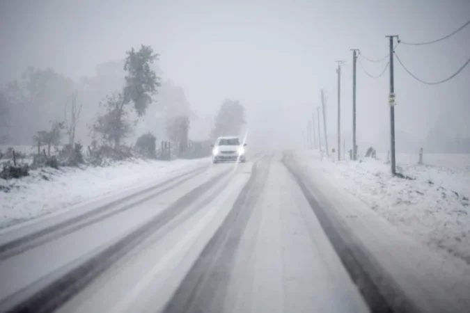 Ձյան և մերկասառույցի հետևանքով կան զոհեր և տուժածներ. Ֆրանսիա