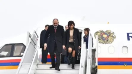 Նիկոլ Փաշինյանը Աննա Հակոբյանի հետ մեկնել է Գերմանիա