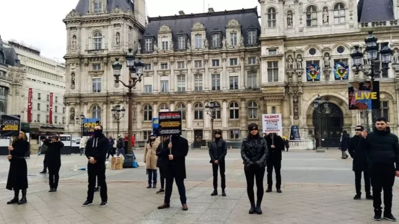 Flashmob in Central Paris in Support of Artsakh