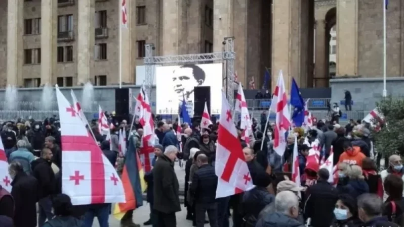 Վրաստանի ընդդիմությունն իշխանություններին 24 ժամ է տվել