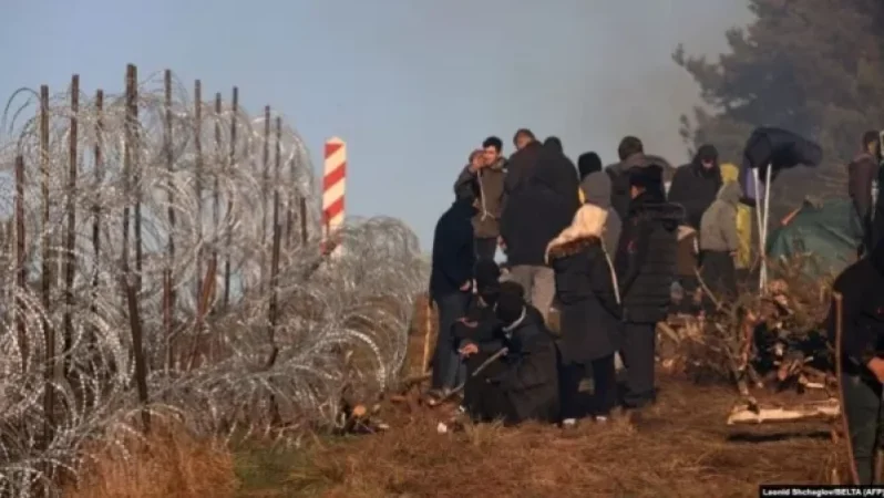 Միգրանտների երկու մեծ խումբ ուժով ներխուժել է Լեհաստանի տարածք