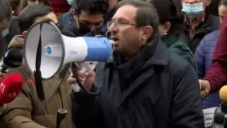 Նիկոլը չի ամաչում. այսքան ոստիկան Սյունիքի մայրուղու վրա լիներ, ոչ ոք չէր համարձակվի մաքսակետ կառուցել. Գեղամ Մանուկյան