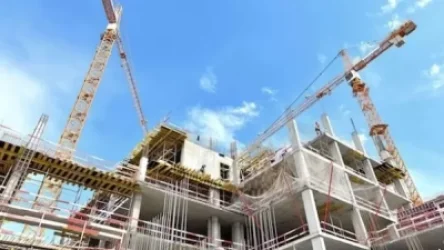 Կասեցվել է Կենտրոնում կառուցվող բազմաբնակարան համալիրի շինարարությունը. հայտնաբերվել են մի շարք կոպիտ խախտումներ