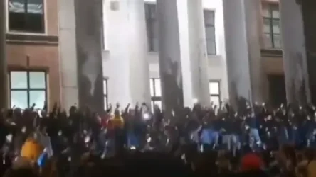 Բողոքի ակցիա Նիդերլանդներում. ակցիան ավարտվել է ոստիկանության հետ բախումներով և անկարգություններով