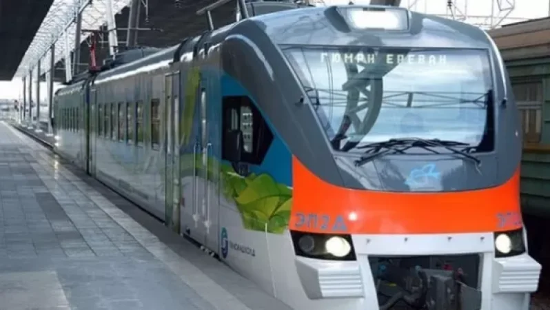 Փոխություն Գյումրի-Երևան արագընթաց էլեկտրագնացքի չվացուցակում