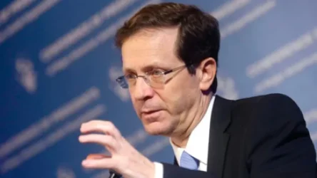 Չեմ կարող հետևել, թե ինչպես են աչքիս առաջ երկիրը «պատառ–պատառ անում»․ Իսրայելի նախագահ