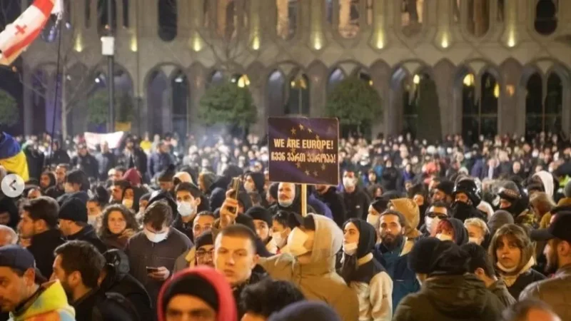 Վրաստանում դադարեցվեց խնդրահարույց օրենքի նախագծի քննարկումը