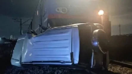 Մեքենա է բախվել գնացքին․ կան տուժածներ