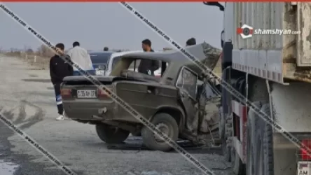 Արմավիրի մարզում խոշոր ավտովթարի հետևանքով հիվանդանոց տեղափոխված 18-ամյա երիտասարդը մահացել է