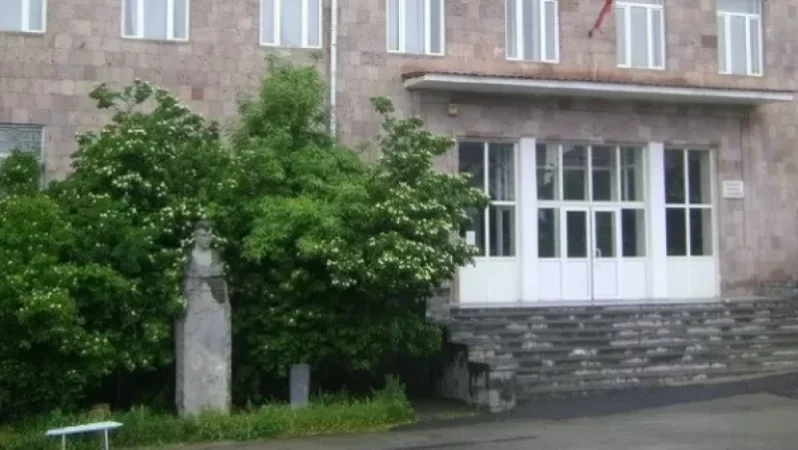 Դասի ժամանակ Փաշինյանի հասցեին բռնության կոչ արած ուսուցչի դատական առաջին նիստը կլինի այսօր