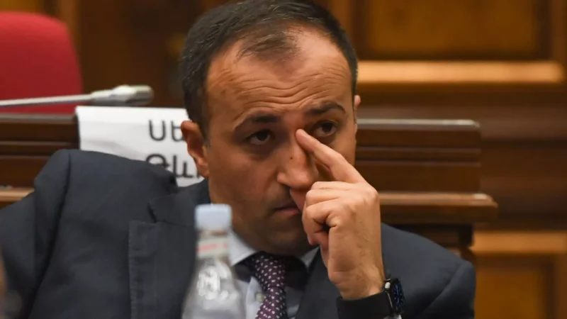 ՔՊ-ականները հրաժարվում են շփվել Արսեն Թորոսյանի հետ․ որն է պատճառը․ «Հրապարակ»