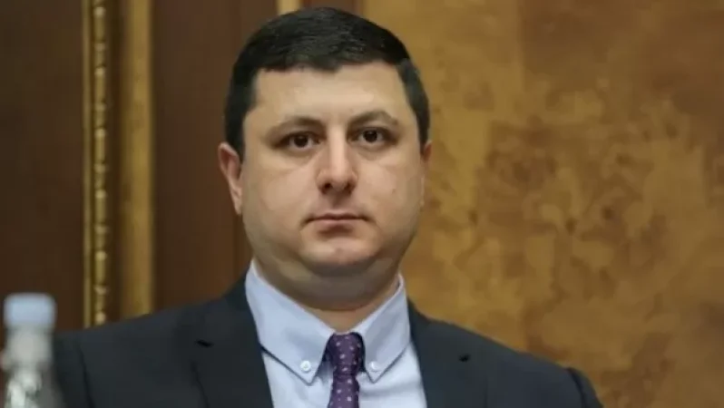 Գործողությունների հիմնական թատերաբեմը սահմանագծի Գորայք-Սիսիան հատվածն է. Աբրահամյան