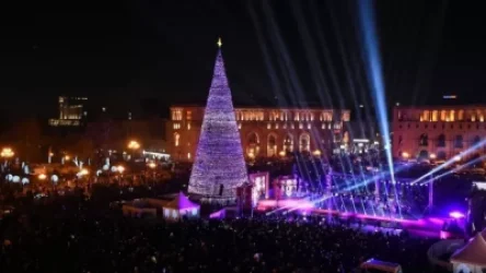 Ճիշտ կլինի, որ Հանրապետության հրապարակում գլխավոր տոնածառը տեղադրվի․ Խաժակյան