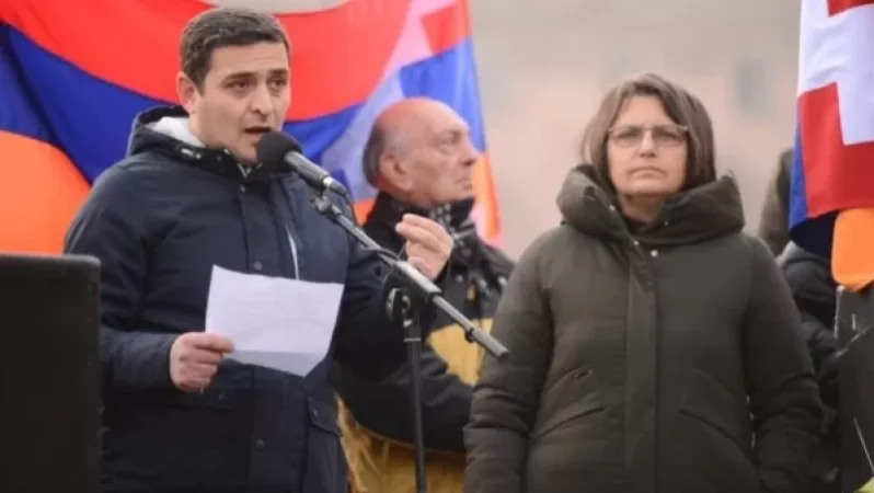 PHOTOGRAPH: Pashinyan does not inform the public about the truth regarding delimitation and demarcation, says '5165' movement