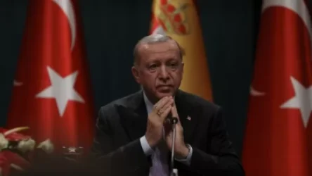 Էրդողանը փոխել է ֆինանսների նախարարին՝ լիրայի անկման ֆոնին