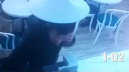 ՏԵՍԱՆՅՈՒԹ. Նայում է շուրջ բոլորը և թալանում. կադրերում պատկերված անձն որոնվում է