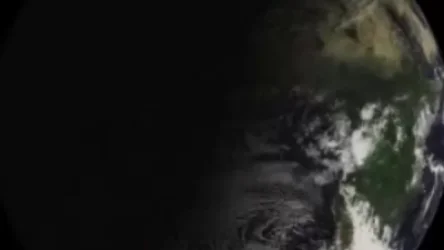 ՏԵՍԱՆՅՈՒԹ. Ռուսական արբանյակները նկարահանել են արևի խավարումը