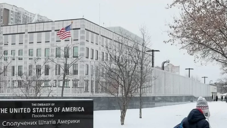 Ուկրաինայում ԱՄՆ դեսպանատունն իր քաղաքացիներին կոչ է արել անհապաղ լքել երկիրը
