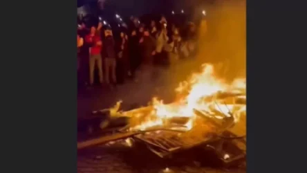 ՏԵՍԱՆՅՈՒԹ․ Ֆրանսիացիները սպառնացել են գլխատել Մակրոնին․ Փարիզում անկարգությունները շարունկավում են