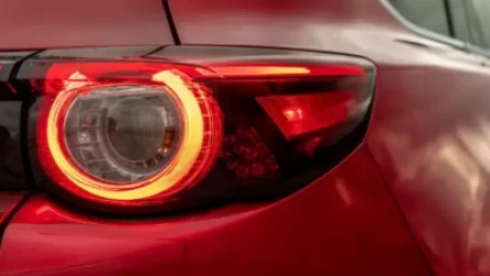 ՍՊԸ տնօրենը ավտոմեքենայի  լուսարձակներ էր գողացել