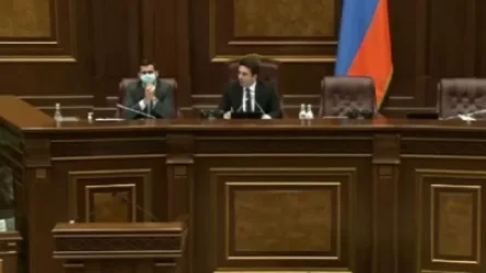 ՏԵՍԱՆՅՈՒԹ. ԱԺ-ում կրքերը լարվեցին. Ալեն Սիմոնյանն անջատեց խոսափողը