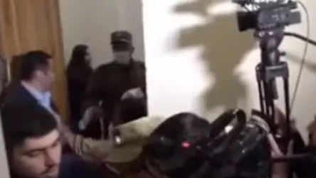 ՏԵՍԱՆՅՈՒԹ․ 18+ հայհոյանքներ, ծեծկռտուք՝ Ազգային ժողովում