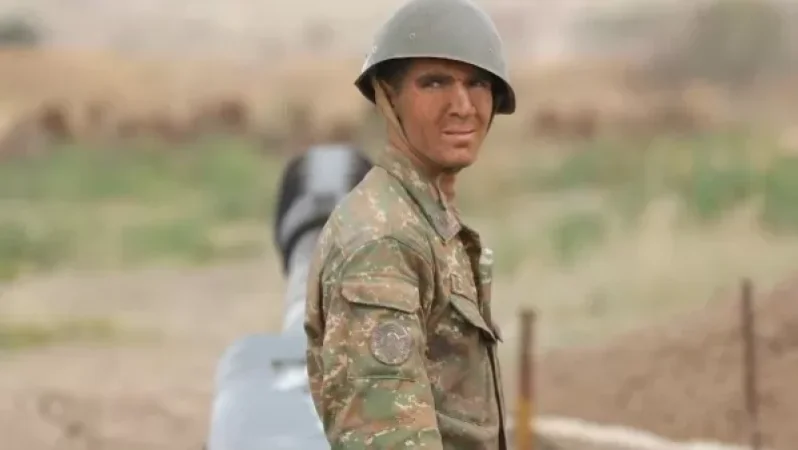 Փաստացի խոստովանում եք, որ թույլ ու անկարող եք.  Ալբերտ Հովհաննիսյանի հայրը գրառում է կատարել