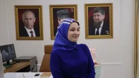 Կադիրովը 21-ամյա դստերը պարգևատրել է «Չեչնիայի Հանրապետությանը մատուցած ծառայությունների համար» մեդալով