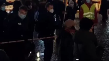 Գերմանական ոստիկանությունը սկսել է ծալովի քանոններով չափել մարդկանց սոցիալական հեռավորությունը