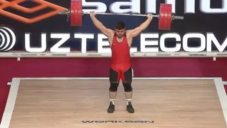 Andranik Karapetyan Awarded Small Gold Medal at Weightlifting World Championship