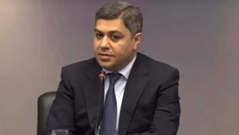 ԱԱԾ-ում Վանեցյանը հրաժարվել է ցուցմունք տալ․ ինչ գործով էին կանչել․ «Հրապարակ»