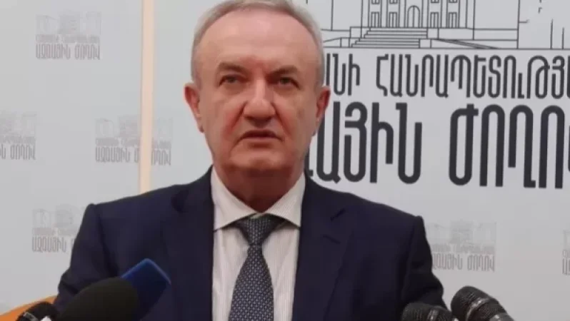 Նախարարը տեղյակ չէ, որ «Իմ քայլը» խմբակցությունը քաղաքապետին անվստահություն է հայտնում