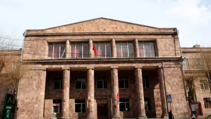 Ֆիզիկական կուլտուրայի և սպորտի ինստիտուտի ուսանողը ծեծի է ենթարկել ամբիոնի վարիչին