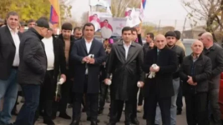 Հետընտրական առևտուր. մենք ձեզ Փարաքարում դարձնենք համայնքապետ, դուք մեզ օգնեք Վանաձորում. «Հրապարակ»